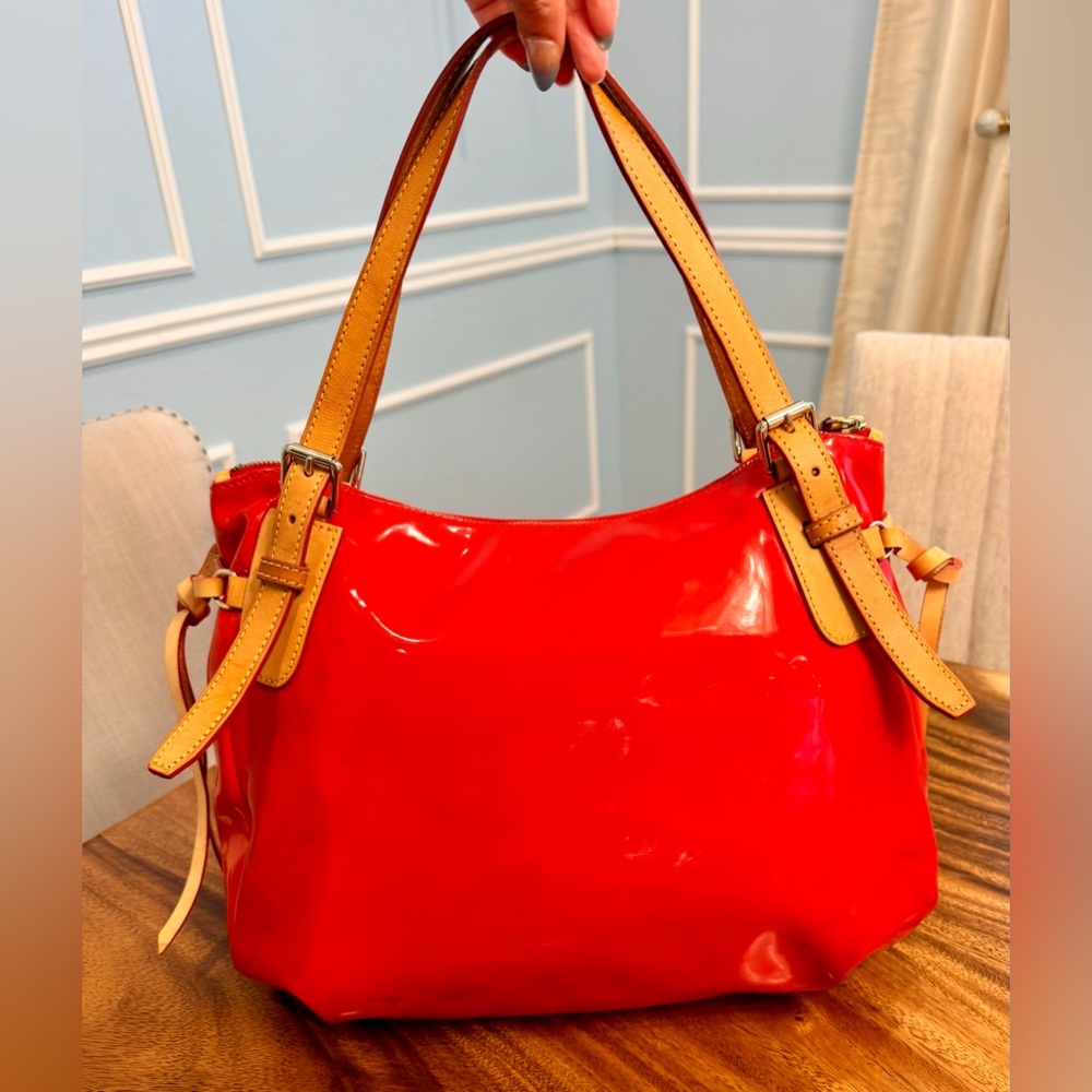 Dooney & Bourke Red Patent Leather Shoulder Hobo Tan Straps. Glossy Luxe Classic - Picture 9 of 17